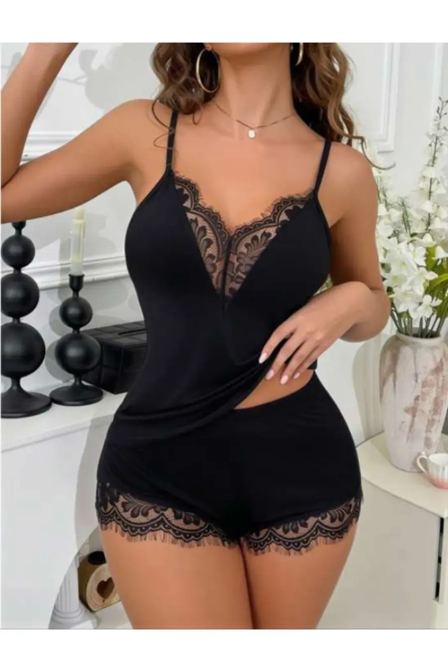Kadın Siyah Dantel Detaylı Penye Atlet Şort Pijama 2'li Takımı